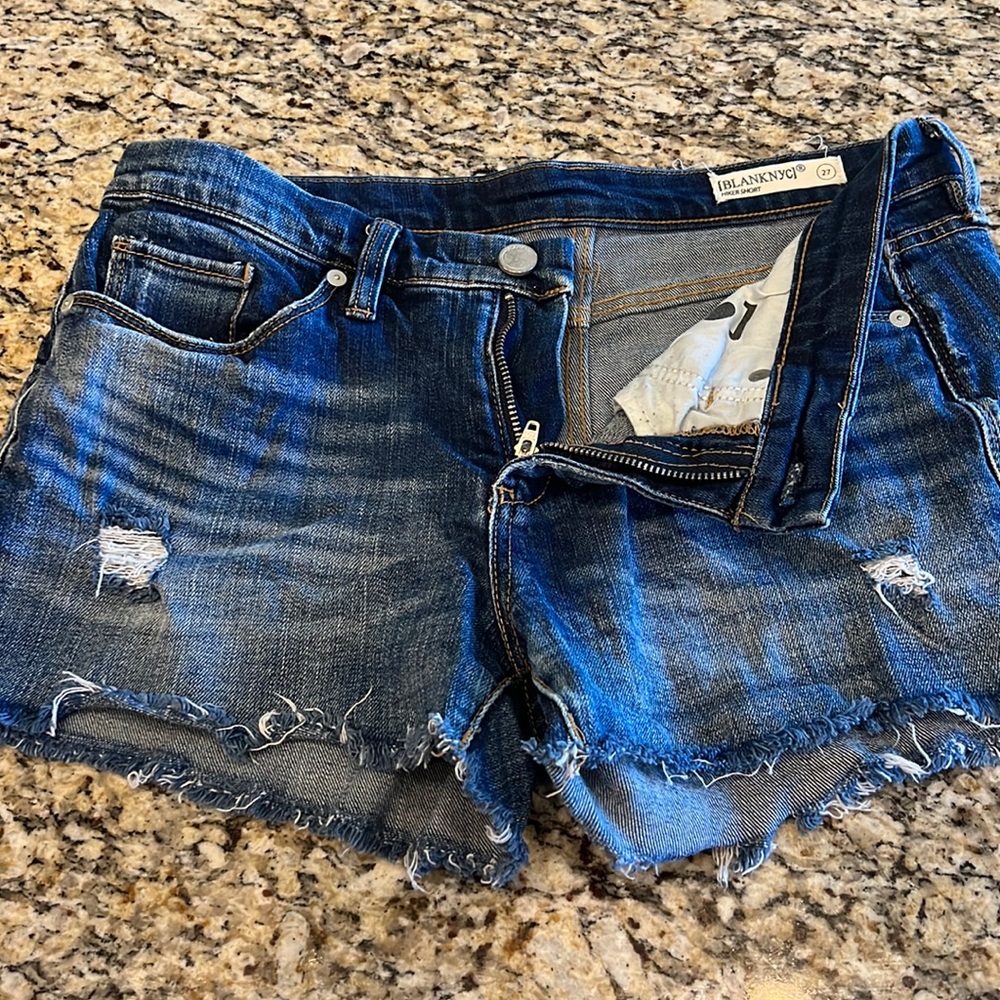 Cute hiker denim short, size 27